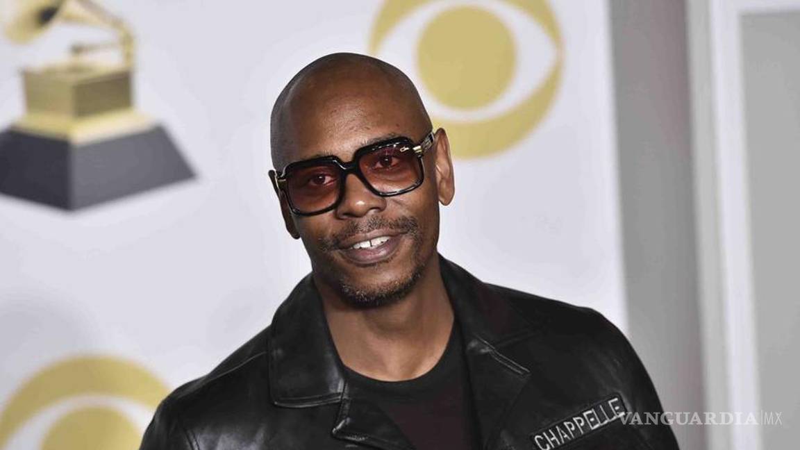 Atacan al comediante Dave Chappelle en el escenario del Hollywood Bowl