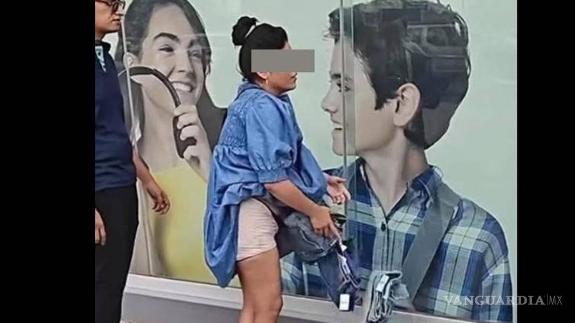 Saltillo: Desata indignación en redes trato denigrante a mujer detenida por robo en tienda de Plaza Patio