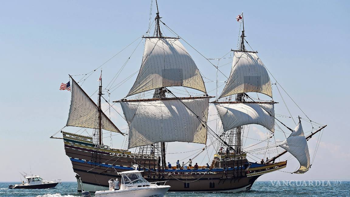 $!Tras una restauración de tres años réplica del Mayflower regresa al puerto de Plymouth