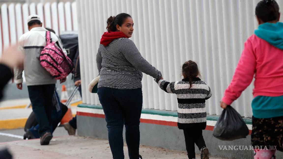 EU comienza a devolver migrantes a México