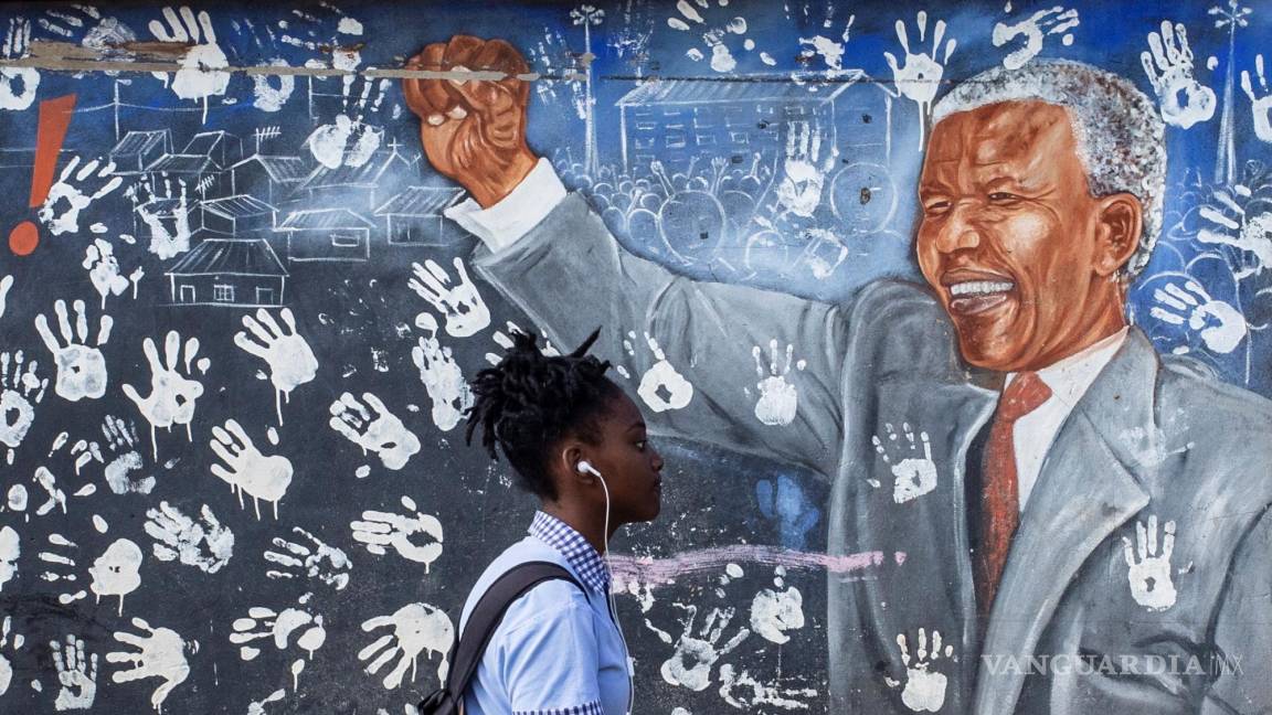 10 años del fallecimiento de Nelson Mandela, icono de la lucha contra el apartheid y primer presidente negro de Sudáfrica