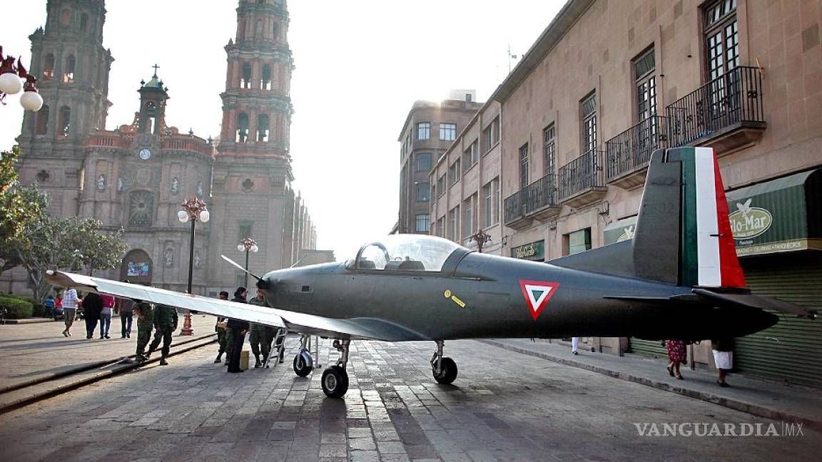 Hoy se celebra el Día de la Fuerza Aérea Mexicana