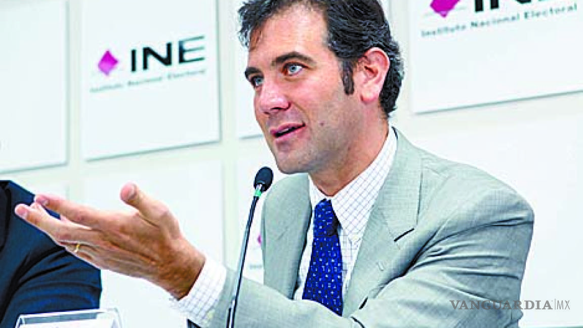 Lorenzo Córdova quiere reducir costos en INE