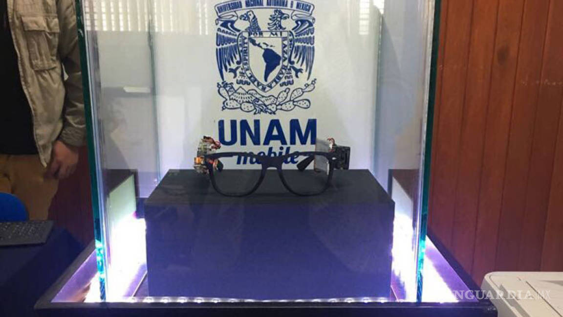 Presenta UNAM lentes Inteligentes para alumnos