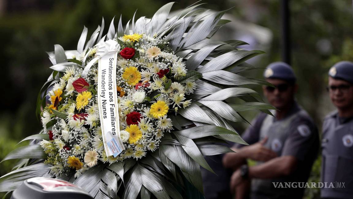 $!Lula da Silva sale de prisión para ir a funeral de su nieto; asegura que demostrará su inocencia