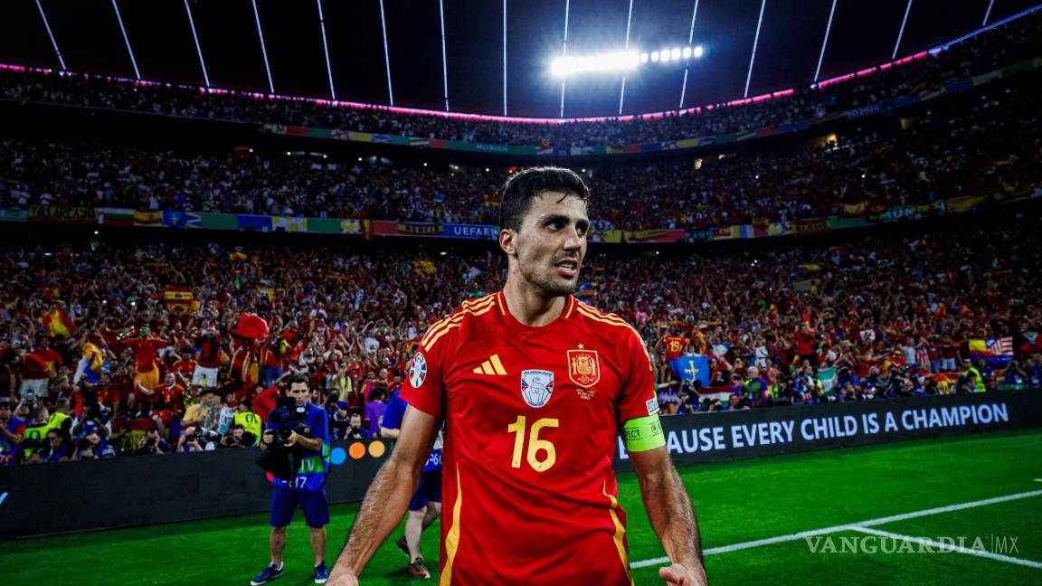 $!Rodri se llevó el Premio al Mejor Jugador de la Eurocopa.