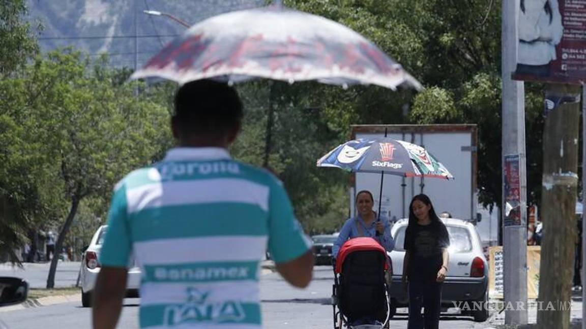 $!Los saltillenses han afrontado un calor mayor al que se ha sentido en los últimos años.