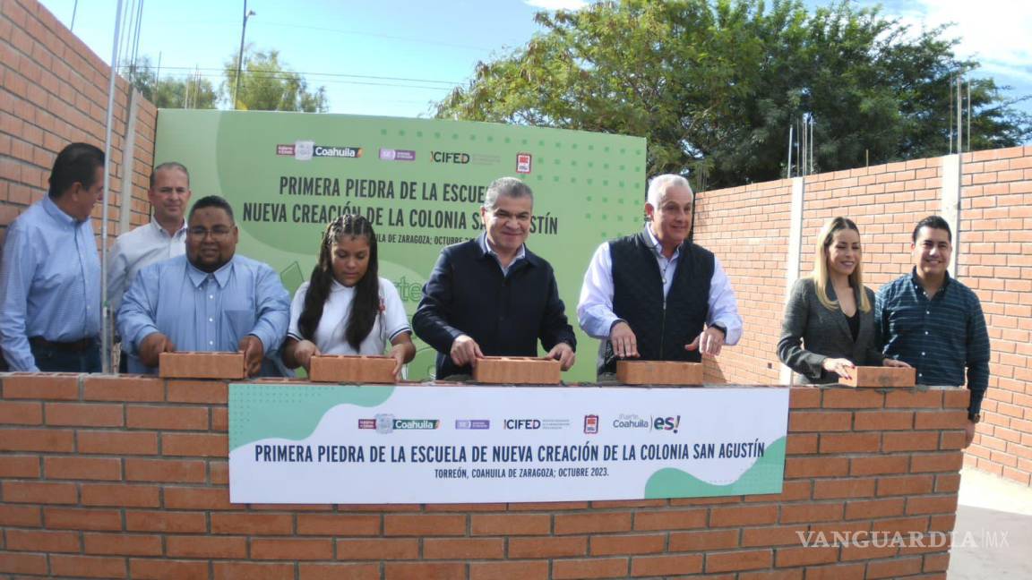 Coahuila: Colocan primera piedra de nueva escuela primaria en Torreón