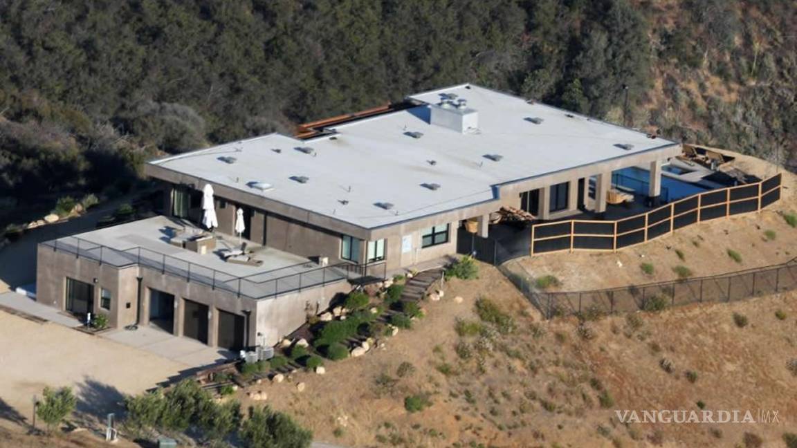 $!Las Kardashian, Guillermo del Toro, Lady Gaga ven arder sus casas