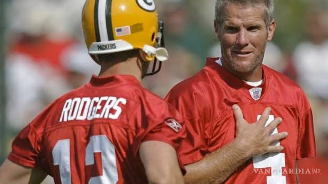 $!Brett Favre piensa que Rodgers no acabará su carrera en Packers