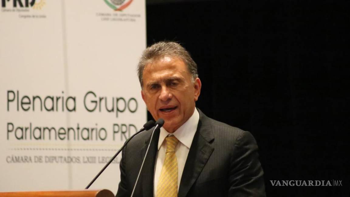 Yunes Linares promete gabinete con mayor número de mujeres en Veracruz