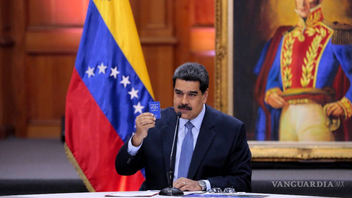 Maduro ordena comenzar la venta de petróleo en la criptomoneda Petro