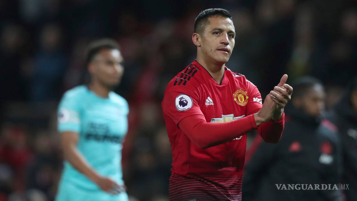 $!Alexis Sánchez le salva el trabajo a Mourinho