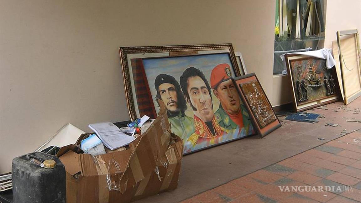 $!Saquean y destrozan la casa de Evo Morales, así quedó