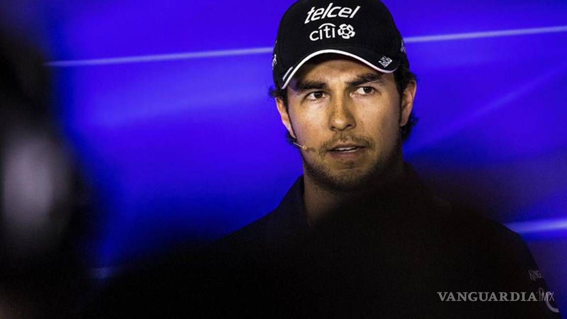 $!Alonso es la prueba de lo que es la F1 y lo difícil que es, dice “Checo” Pérez