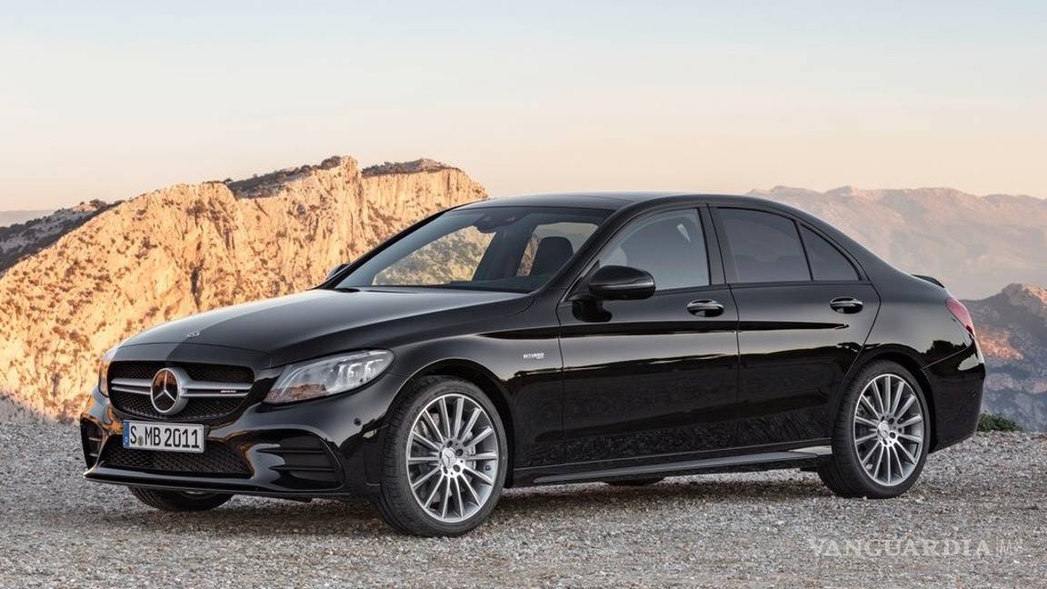 $!Mercedes-AMG C 43 4MATIC, 390 caballos y modo circuito lleno de lujo