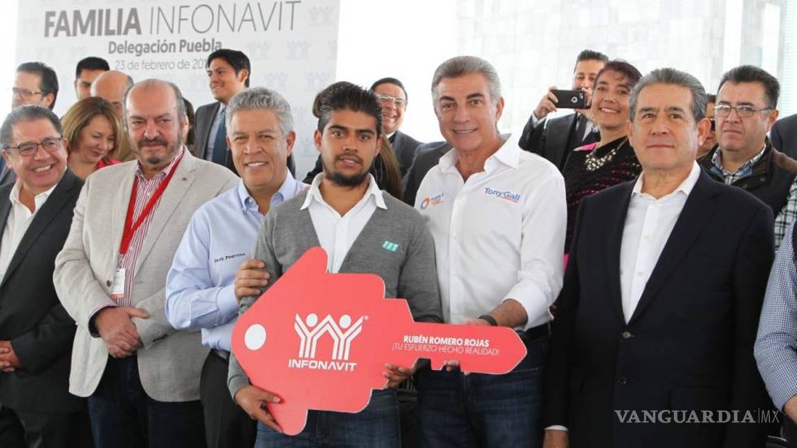 $!Ex director del Infonavit, David Penchyna, ganaba 745 mil pesos mensuales y elevó 80% gasto operativo