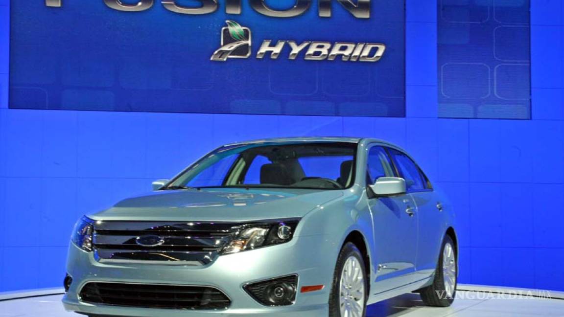 Ford, única automotriz que fabrica autos híbridos en México