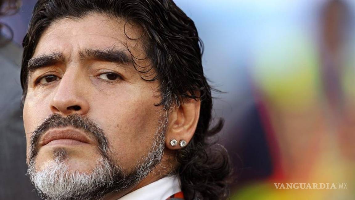 Diego Armando Maradona, el genio del futbol (fotos)