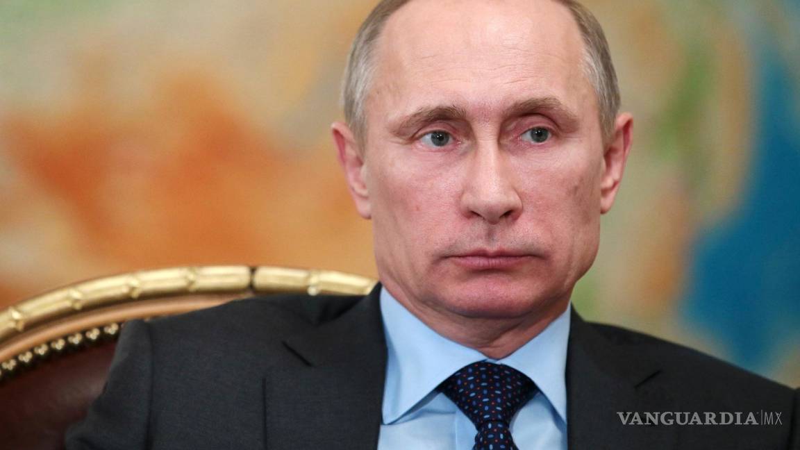 Vladimir Putin no descarta que explosión se trate de un atentado terrorista