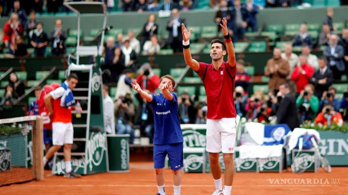 Djokovic bate a Bautista y se instala en los cuartos de Roland Garros