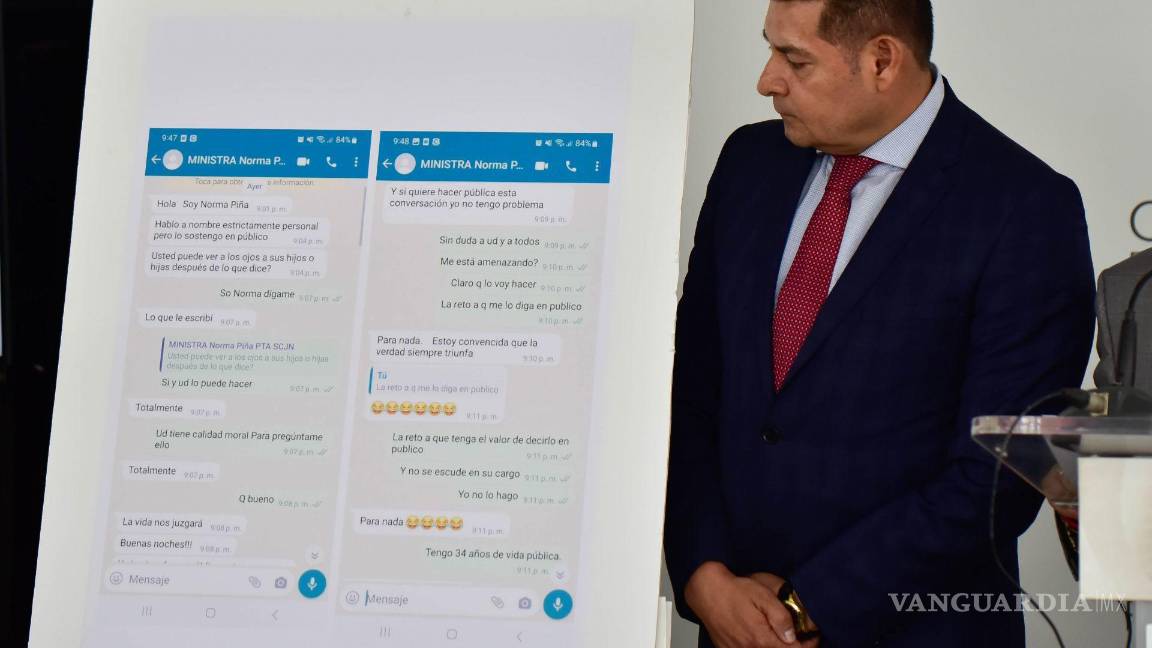 $!Alejandro Armenta denuncia la presunta intimidación y presión mediante mensajes vía celular por parte de Norma Piña.