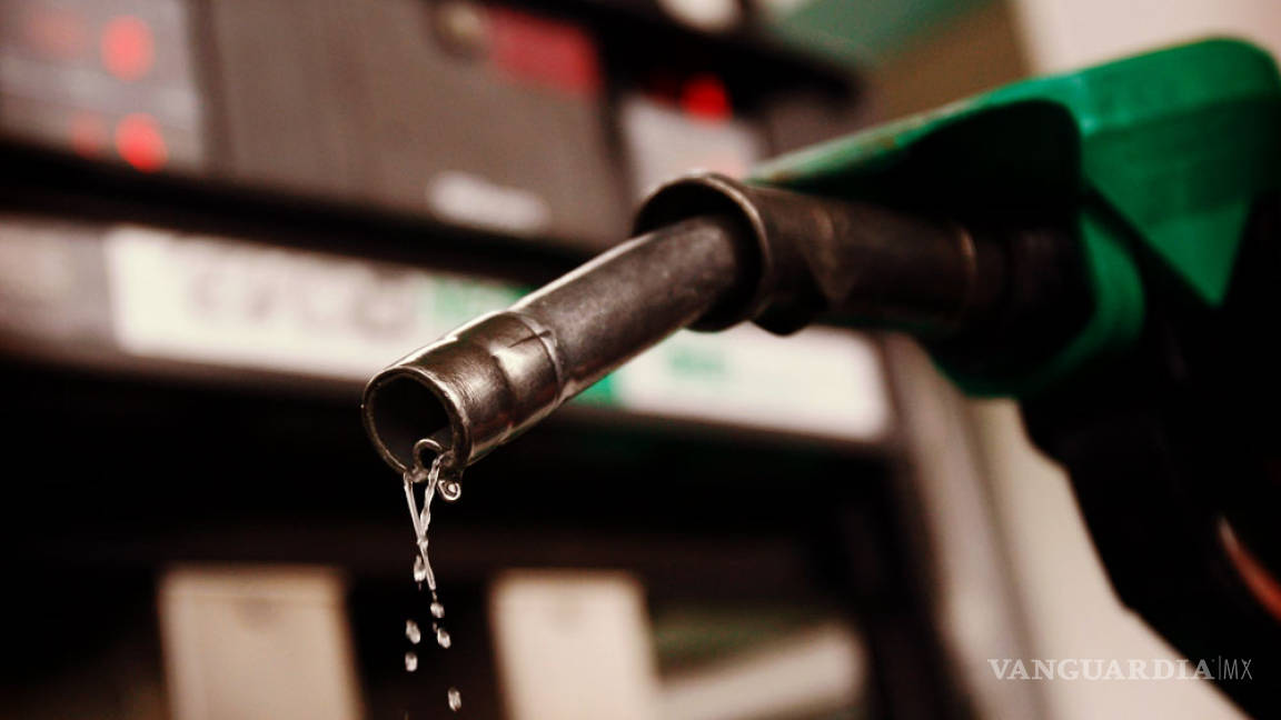 Alza en precio de la gasolina impactó en la inflación: analistas
