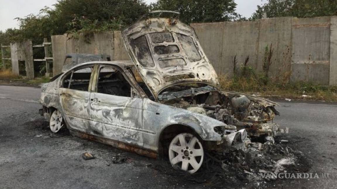 Mujer quemó vivo a un joven que dormía en un coche, pensando que era su novio