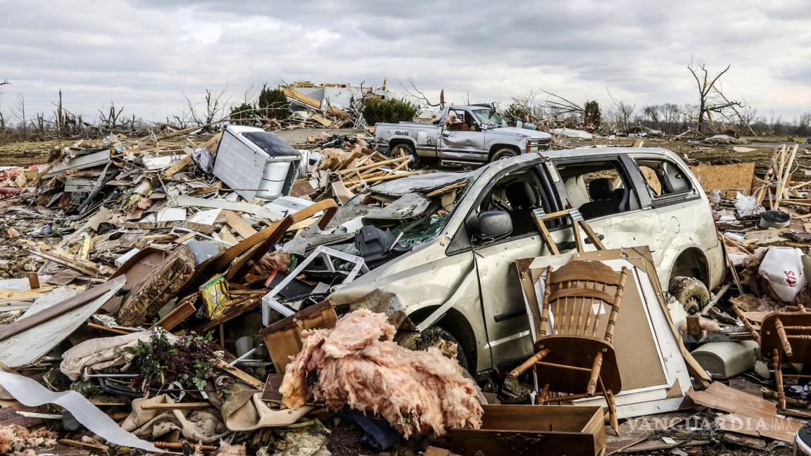 Miles de personas continúan sin servicios debido a los tornados; hay 88 muertos