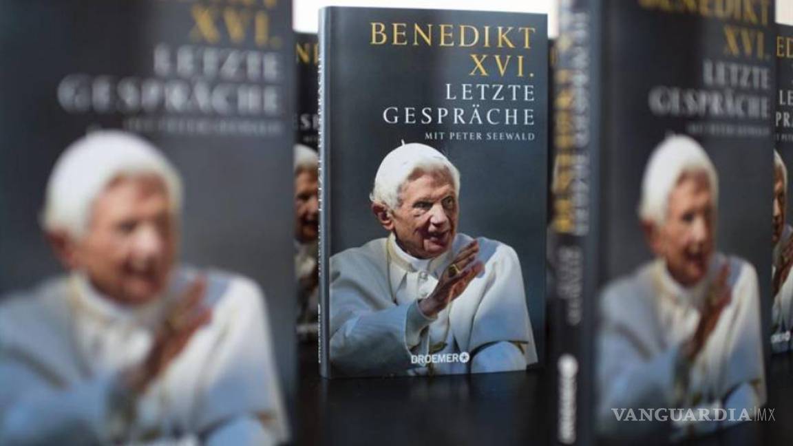 Rechaza Benedicto XVI las acusaciones sobre un pontificado de excesos