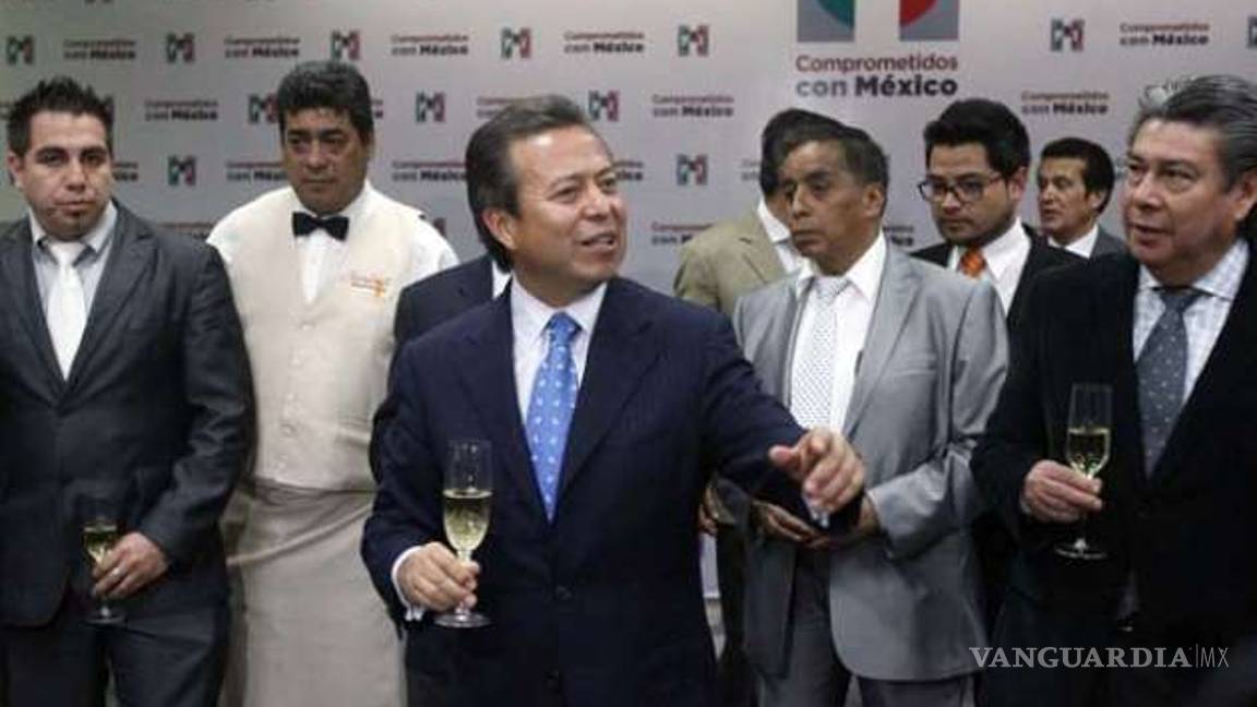 $!Salieron políticos 'buenos' (y vivos) para el vino: aprovechan apoyos federales para sus viñedos