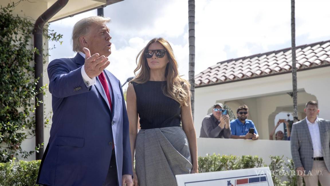 $!Donald Trump y Melania Trump en votación.