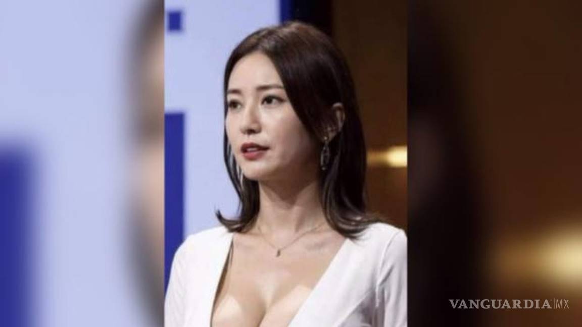 $!Sexy ministra de Japón alborota las redes, pero no es real (fotos)