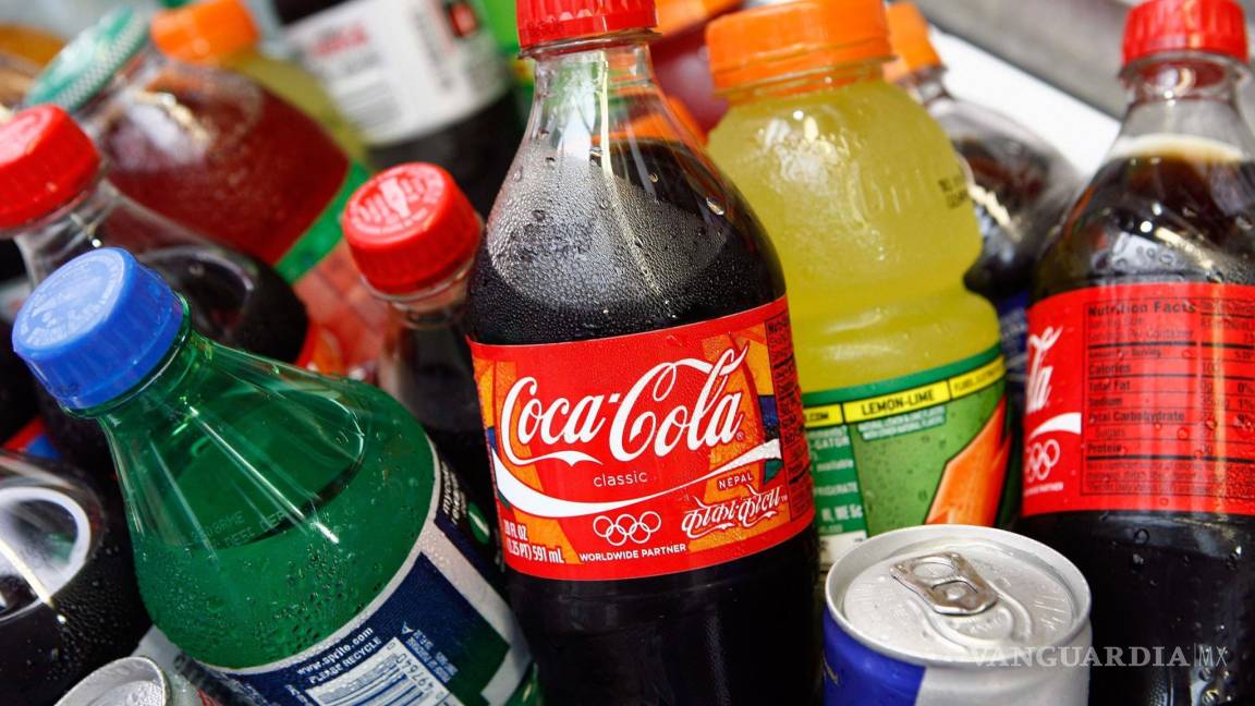 Bájale a la 'coca', bebidas azucaradas aumentan riesgo de muerte prematura