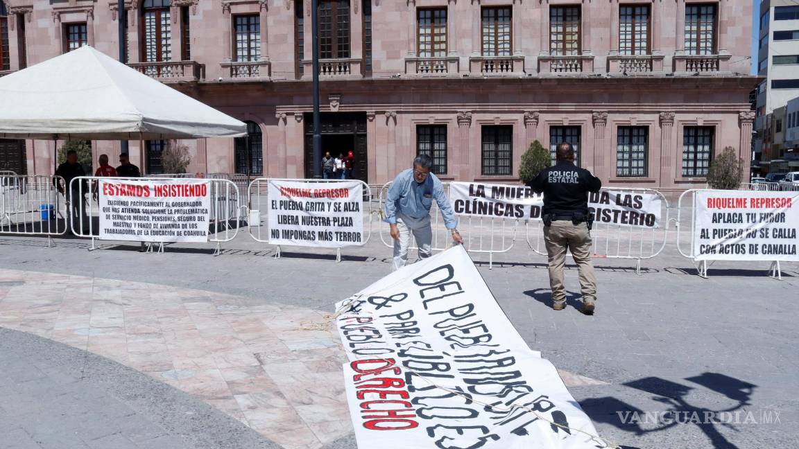 $!Manifestaron que el número de manifestantes es únicamente representativo, pues muchos de los que faltan ya no están en condiciones de asistir.
