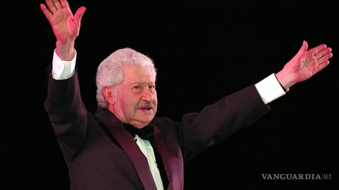 AMLO lamenta muerte del primer actor Ignacio López Tarso; lo recuerda como un ‘excepcional protagonista’