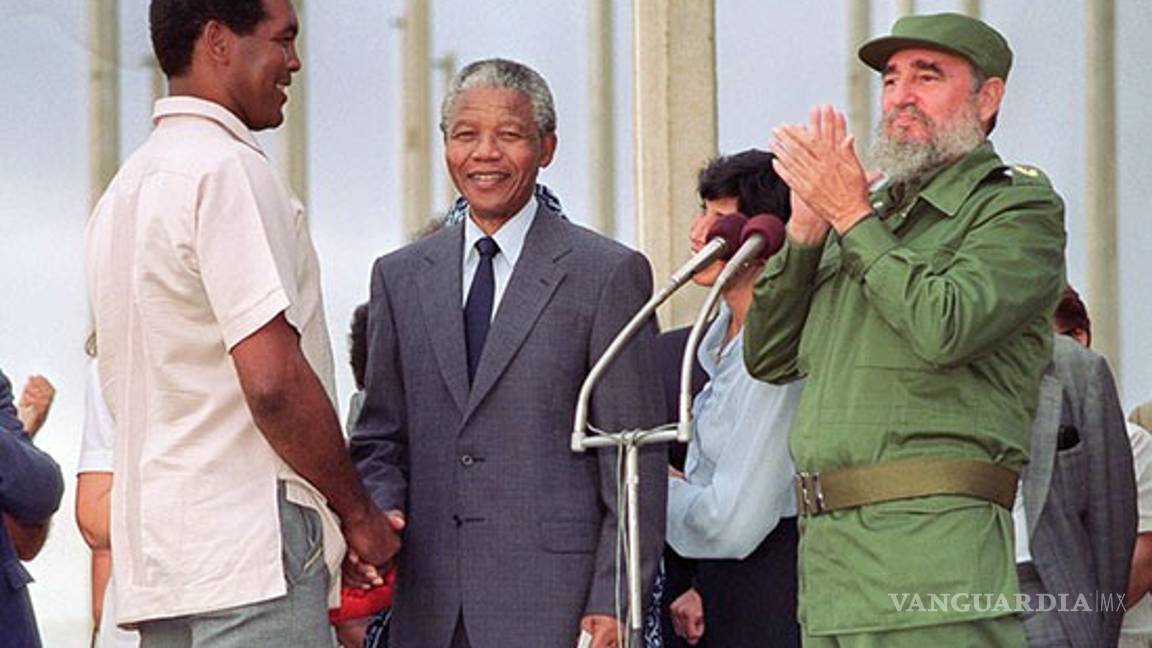 $!Fotogalería de Fidel Castro con intelectuales y famosos