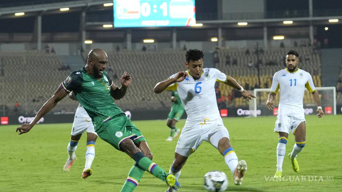 Caos en Copa de África por brote de COVID-19; jugadores podrán ser porteros