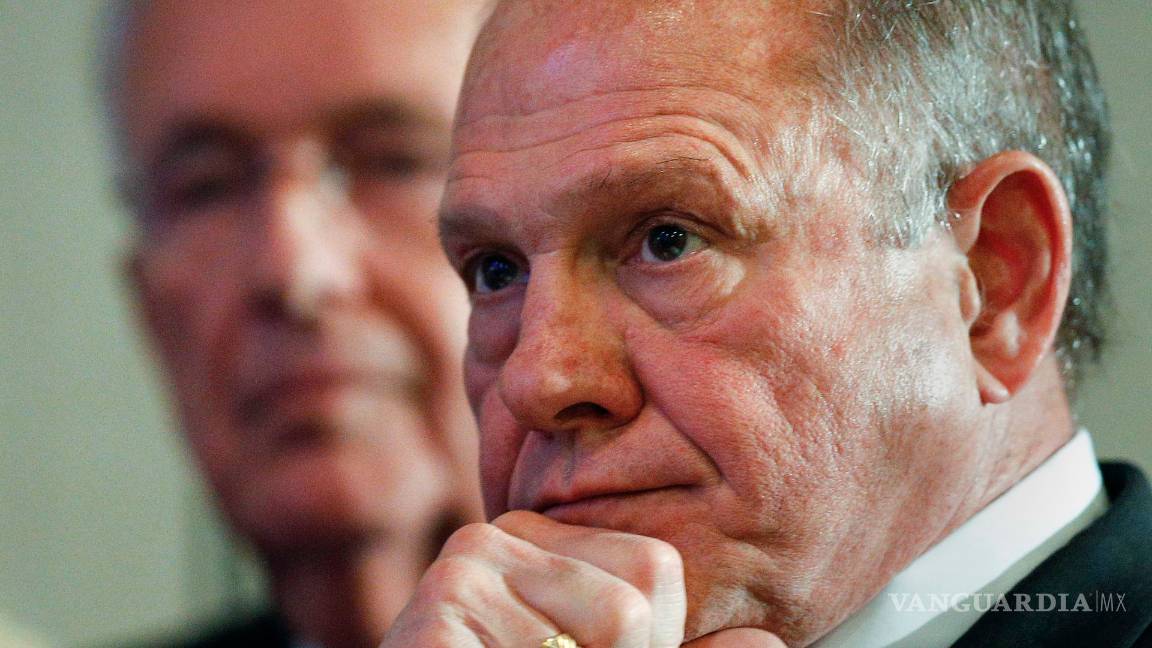 $!Critica Trump a Al Franke por acusaciones de acoso&nbsp;sexual, no así a Roy Moore