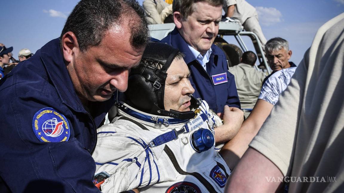 $!Astronautas de Rusia, Canadá y EU regresan a la Tierra