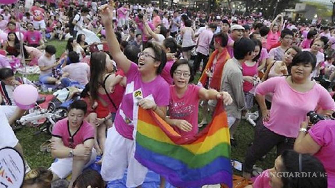 Singapur derogará ley que criminaliza relaciones homosexuales entre hombres