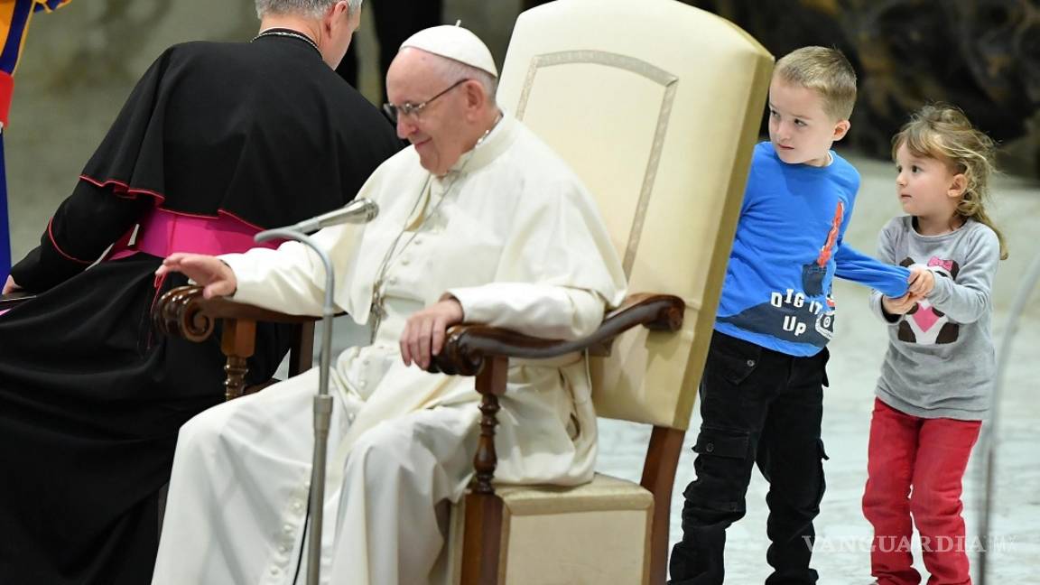 $!Un niño autista da la catequesis en la audiencia general del Papa Francisco