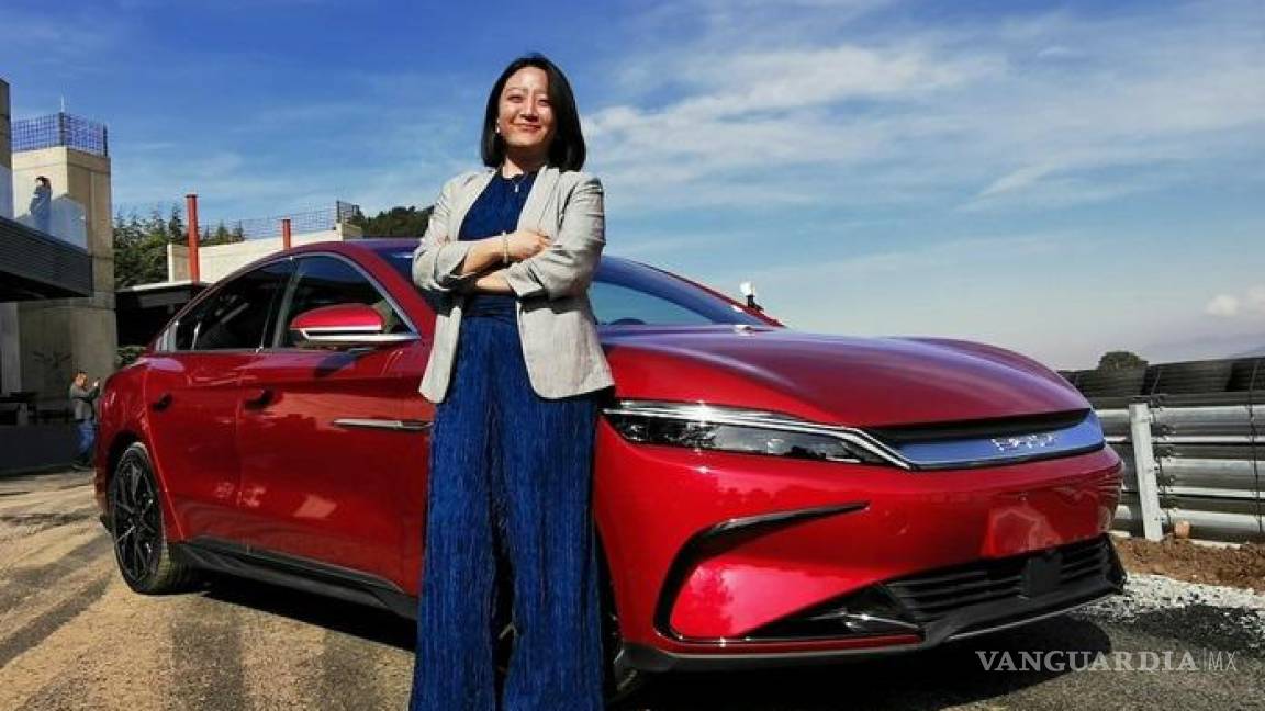 Llega BYD a México, el ‘Tesla’ chino ofrecerá 2 autos eléctricos en el país en 2023; venderá hasta en Liverpool
