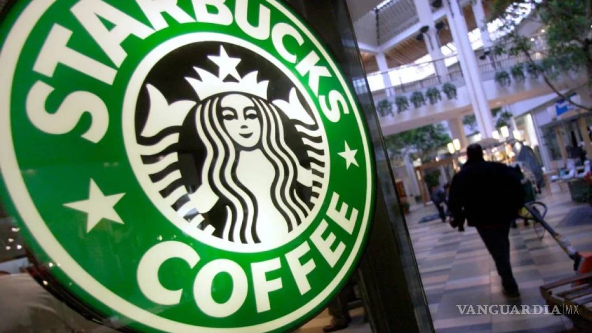 Starbucks deberá pagar una multa de 12 mil euros por dibujar unos ojos rasgados en un vaso