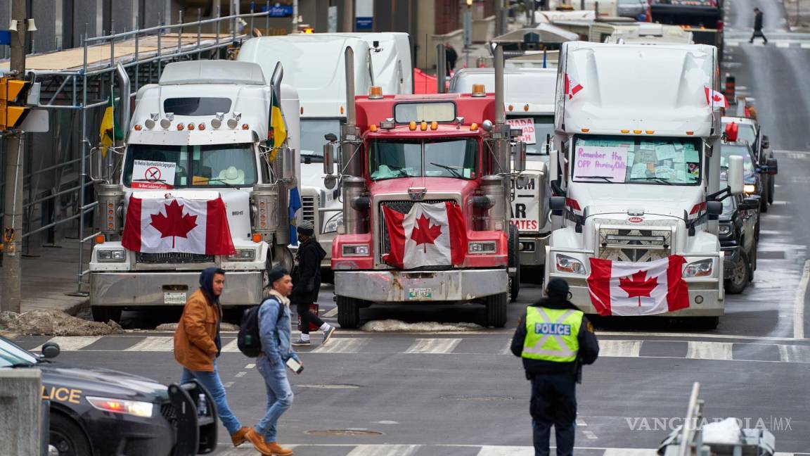 Ordenan levantar bloqueo de antivacunas en Canadá