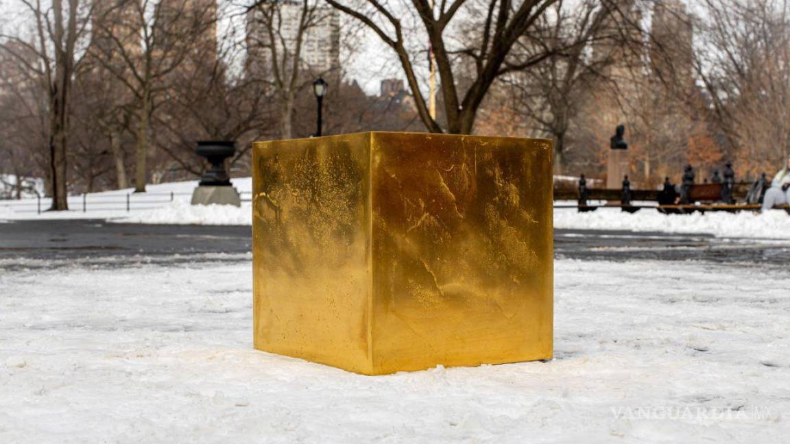 Un misterioso cubo de oro macizo conquista Central Park en Nueva York, es valorado en 12 mdd