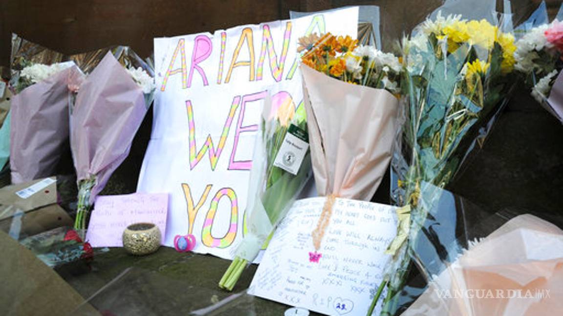 $!Tragedia en concierto de Ariana Grande, las imágenes que dejó el atentado en Mánchester