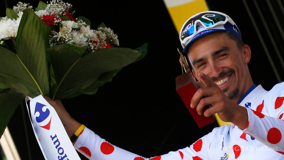 $!Rocían a Chris Froome con gas lacrimógeno en el Tour de Francia