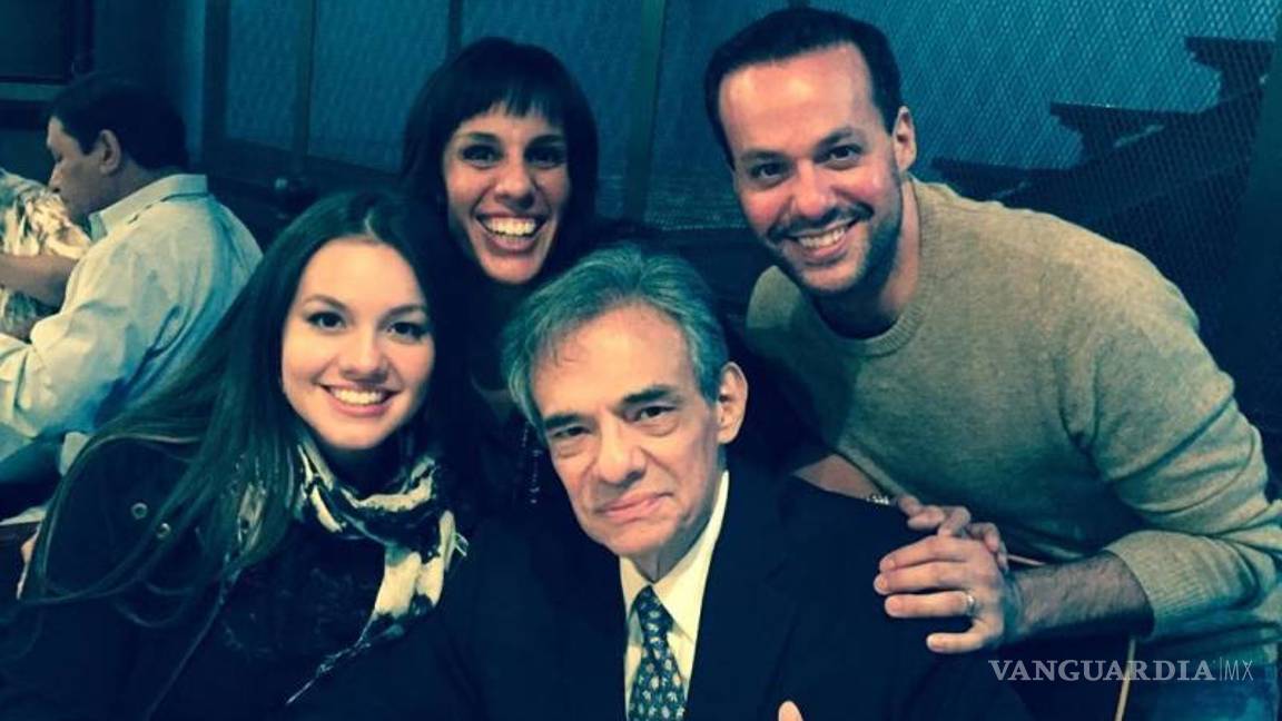 $!Son casi cien millones de pesos la herencia que pelean hijos de José José