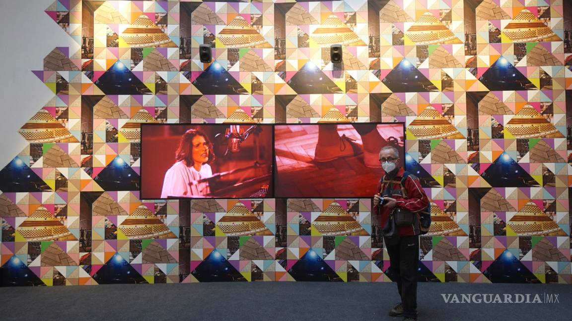 $!La instalación ‘Feeling her way’ de Sonia Boyce galardonada con el León de Oro a la mejor Participación Nacional en la 59 Bienal de Arte de Venecia, Italia.